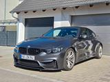 BMW M4 Coupé DKG dt. Auto - BMW M4: Coupe