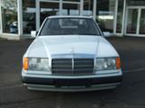 Mercedes-Benz E 230 - Mercedes-Benz E 230: Limousine