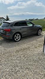 صورة 1 لـ 2009 AUDI Q5