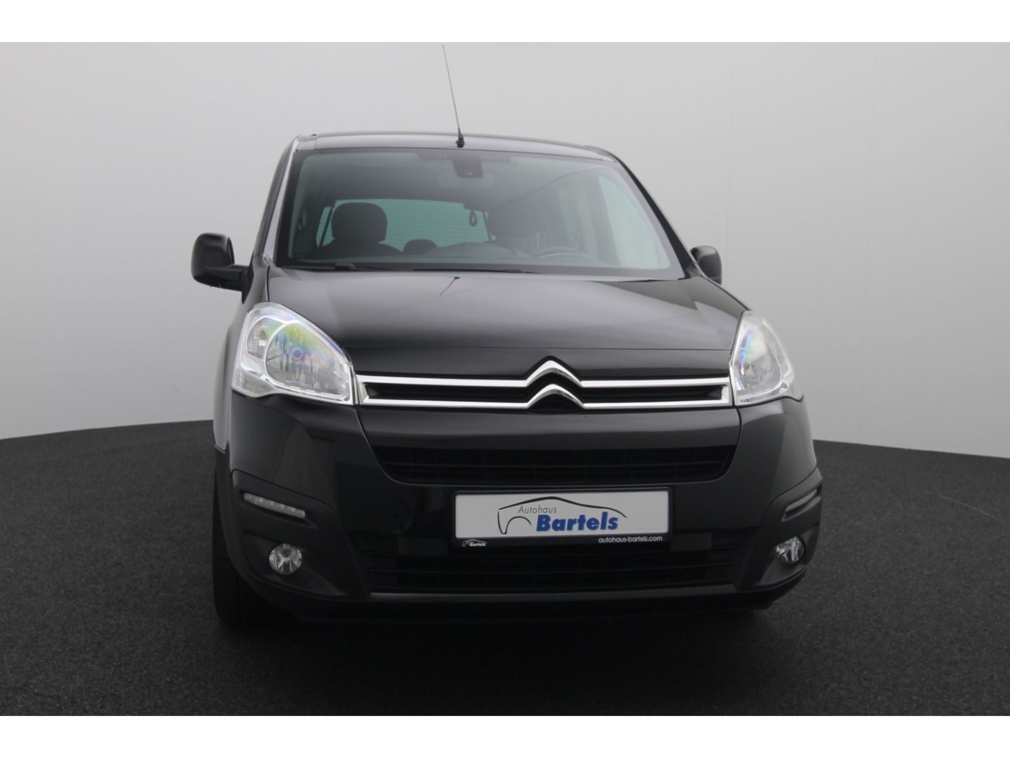 Fahrzeugabbildung Citroën Berlingo 1.6 Kombi Selection AHK abnehmbar