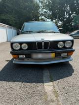 BMW e 28 , 525 i ( eta ), mit 57000 Km, H ... - BMW 525 aus 1986