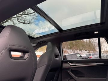 Fahrzeugverkauf 28 Skoda Kodiaq 2.0 TDI 4x4 Sportline Pano AHK 7-Sitze