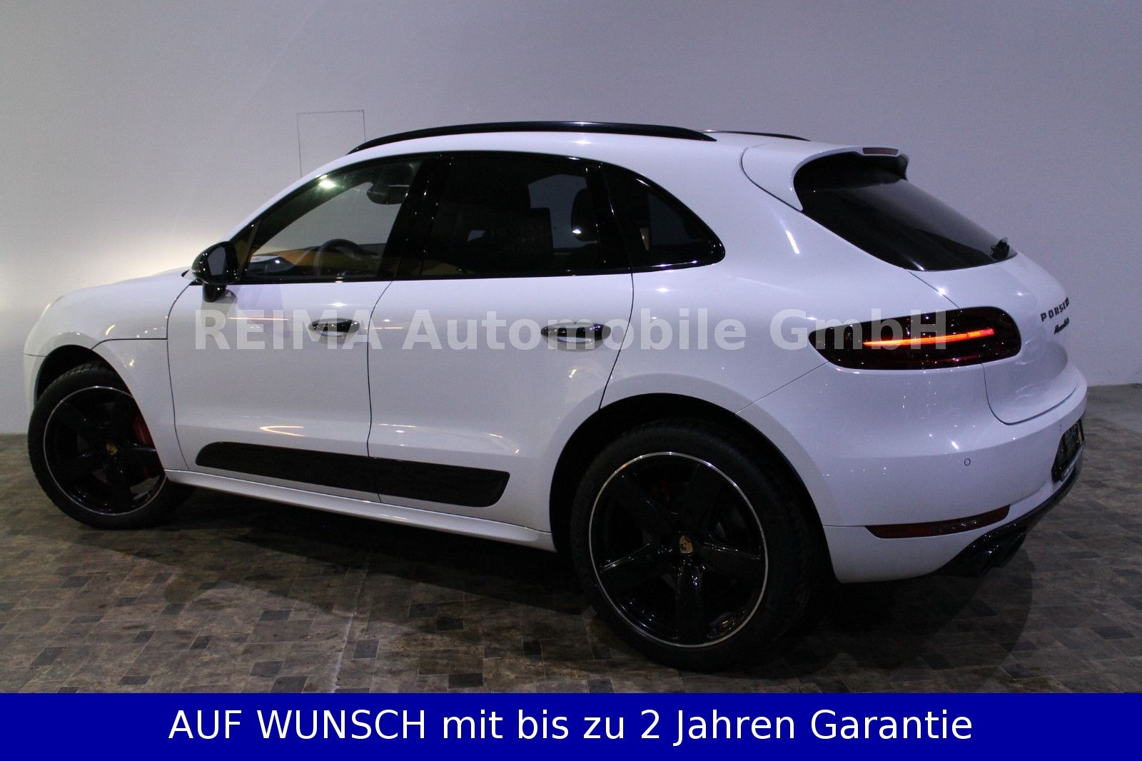 Fahrzeugabbildung Porsche Macan Turbo Performance, Carbon, Pano, Luft