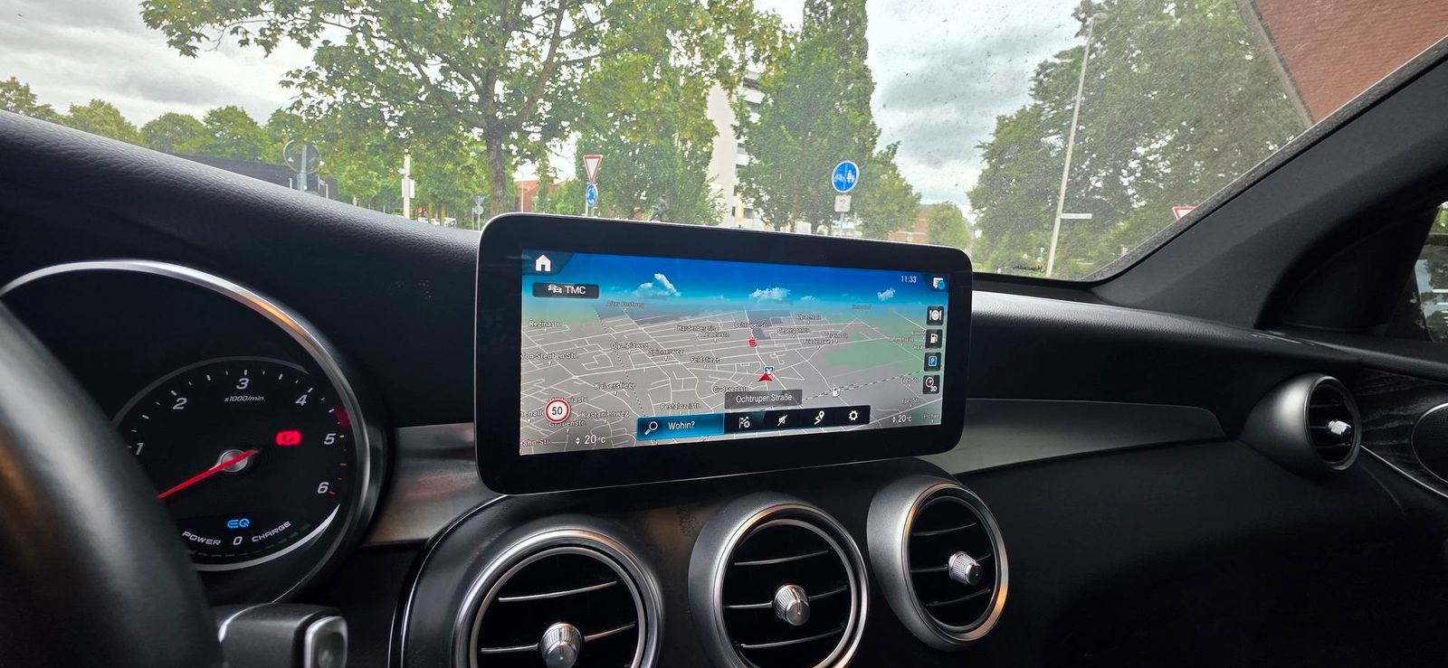 Mercedes-Benz GLC 300 de 4Matic 9G-TRONIC AMG Line AHK Pano Na foto 10