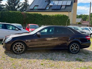 Mercedes E 220 - 4