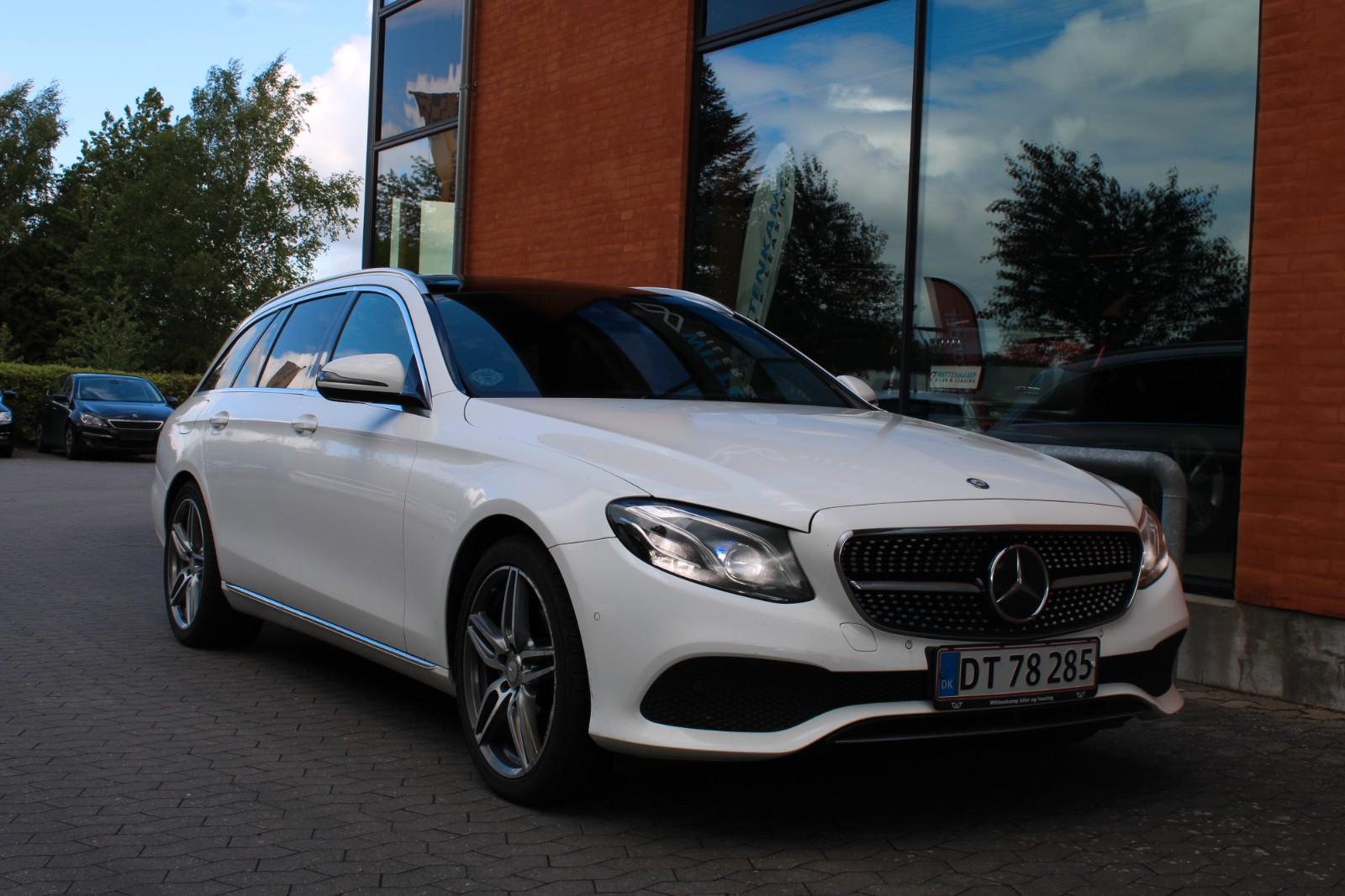 Mercedes-Benz E220d A.TEMPO, BUR,AHK,PANO, ILS, LEATHER