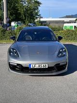 Porsche Panamera Turbo S E-H + Spor/ APPROVED 11/2026 - Porsche Panamera Turbo mit Hybrid-Antrieb (Benzin/Elektro)