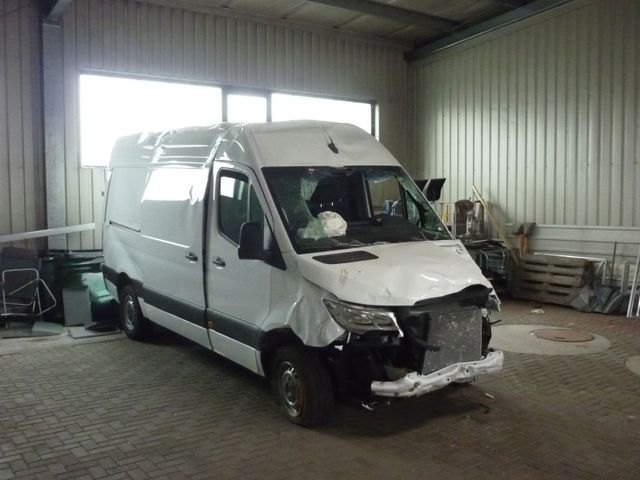 Mercedes-Benz Sprinter III Kasten RWD ohne Zulassung 247 KM!!