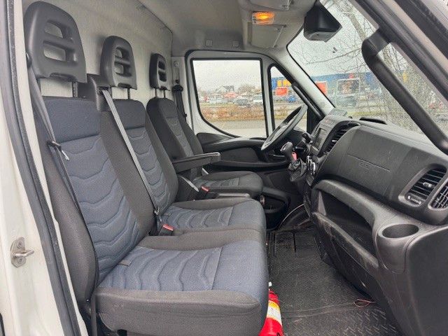 Fahrzeugabbildung Iveco DAILY 35S18 L2H2 KOFFER DHOLLANDIA LADEBORD