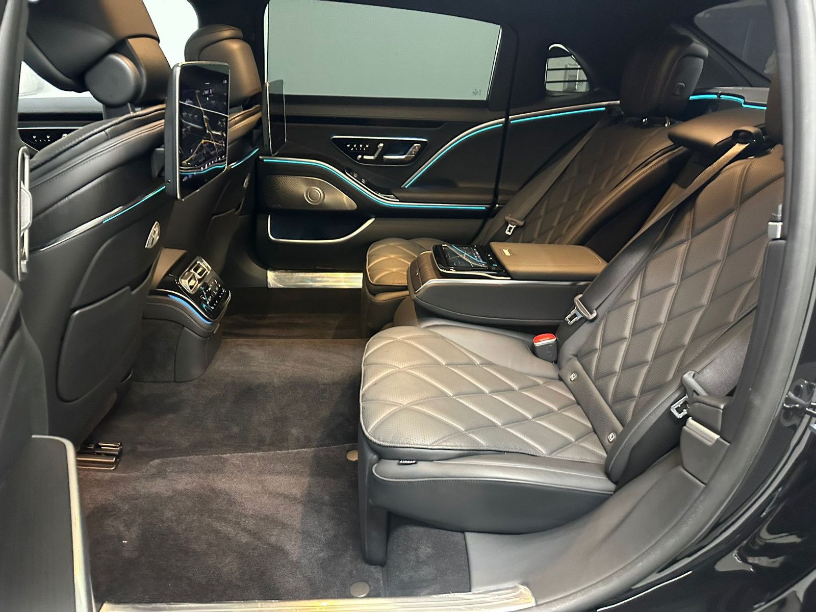 Fahrzeugabbildung Mercedes-Benz S 680 Maybach *FONDENTERAINMENT*HEADUP*EXECUTIVE