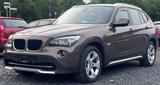 BMW X1 20 i xDrive XENON AHK START-STOP GARANTIE - BMW X1 aus 2012 mit Benzin-Antrieb: Geländewagen