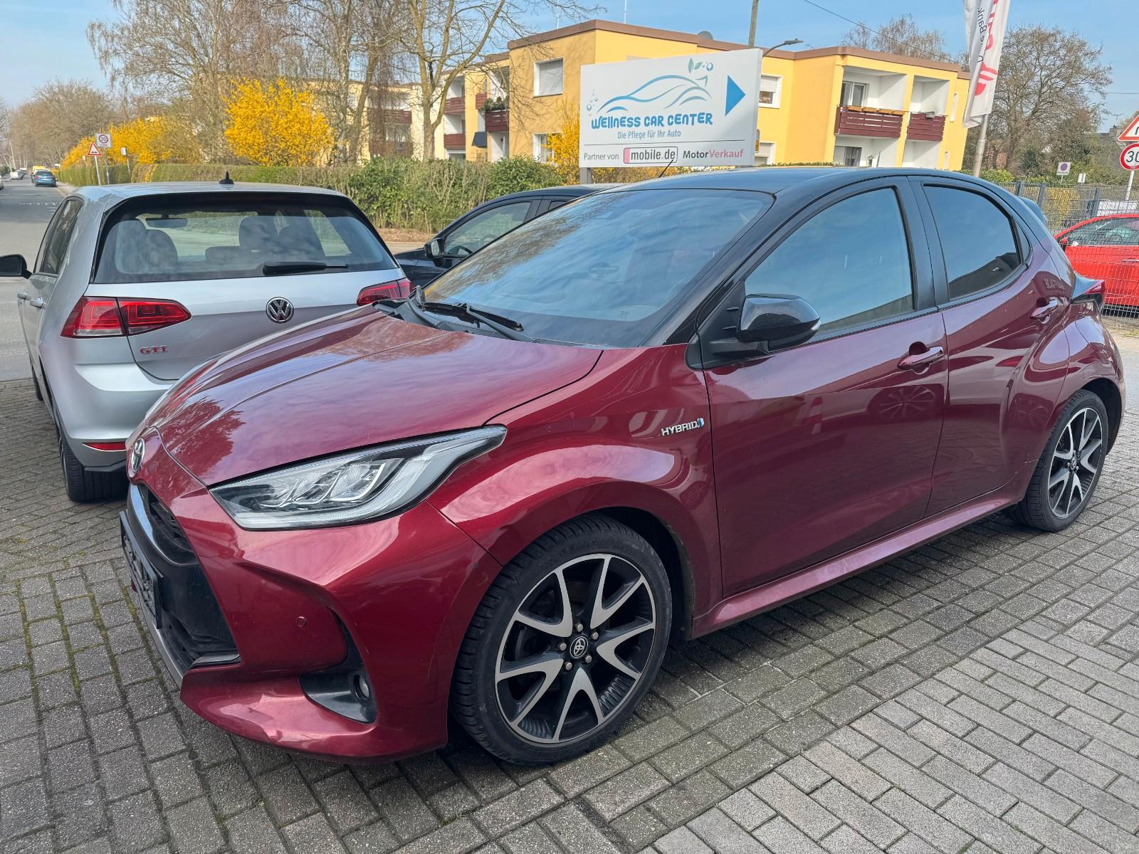 Toyota Yaris Hybrid Style