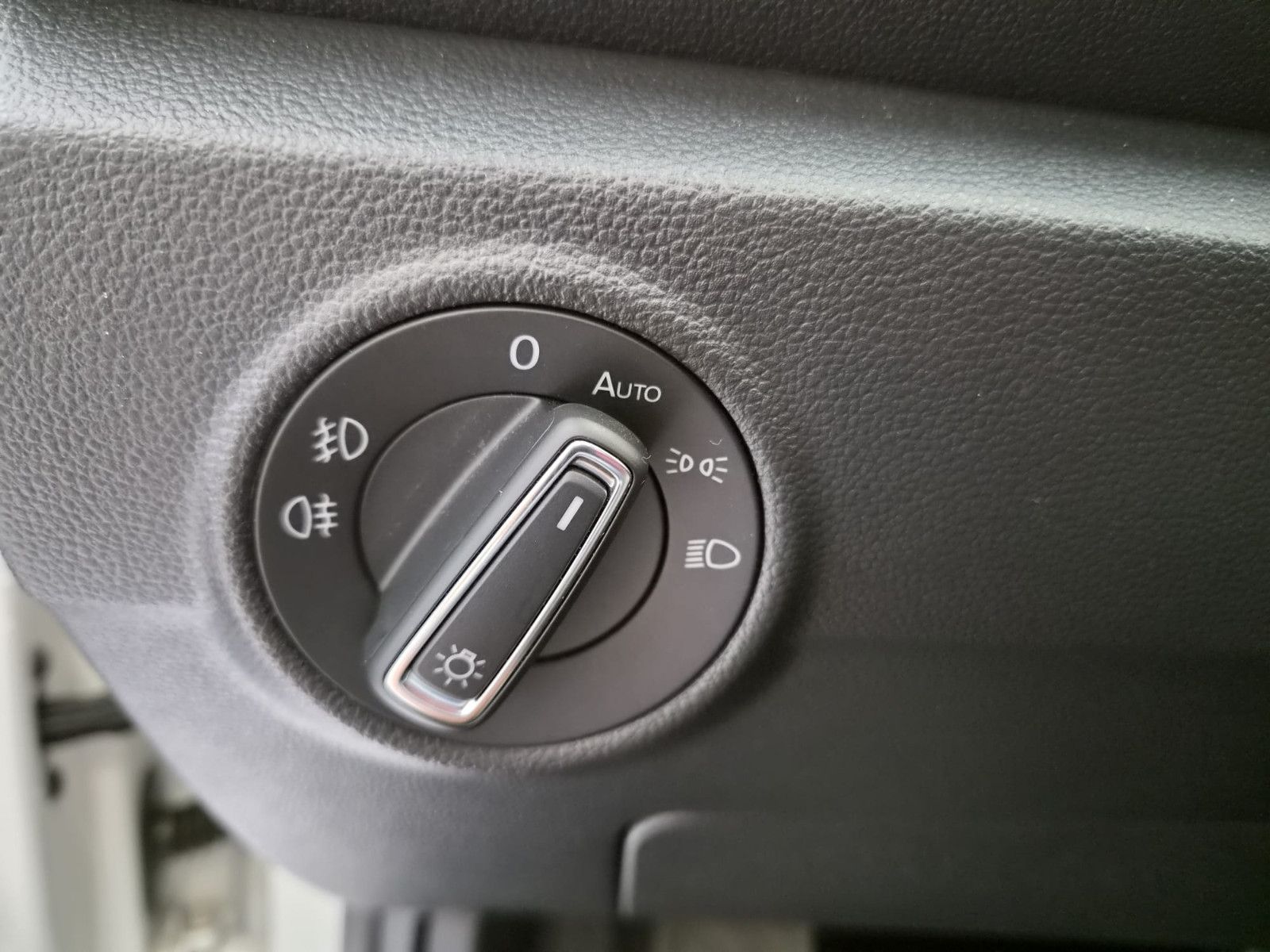 Fahrzeugabbildung Volkswagen T-Roc Cabriolet Style/KLIMA/SCHECKHEFT