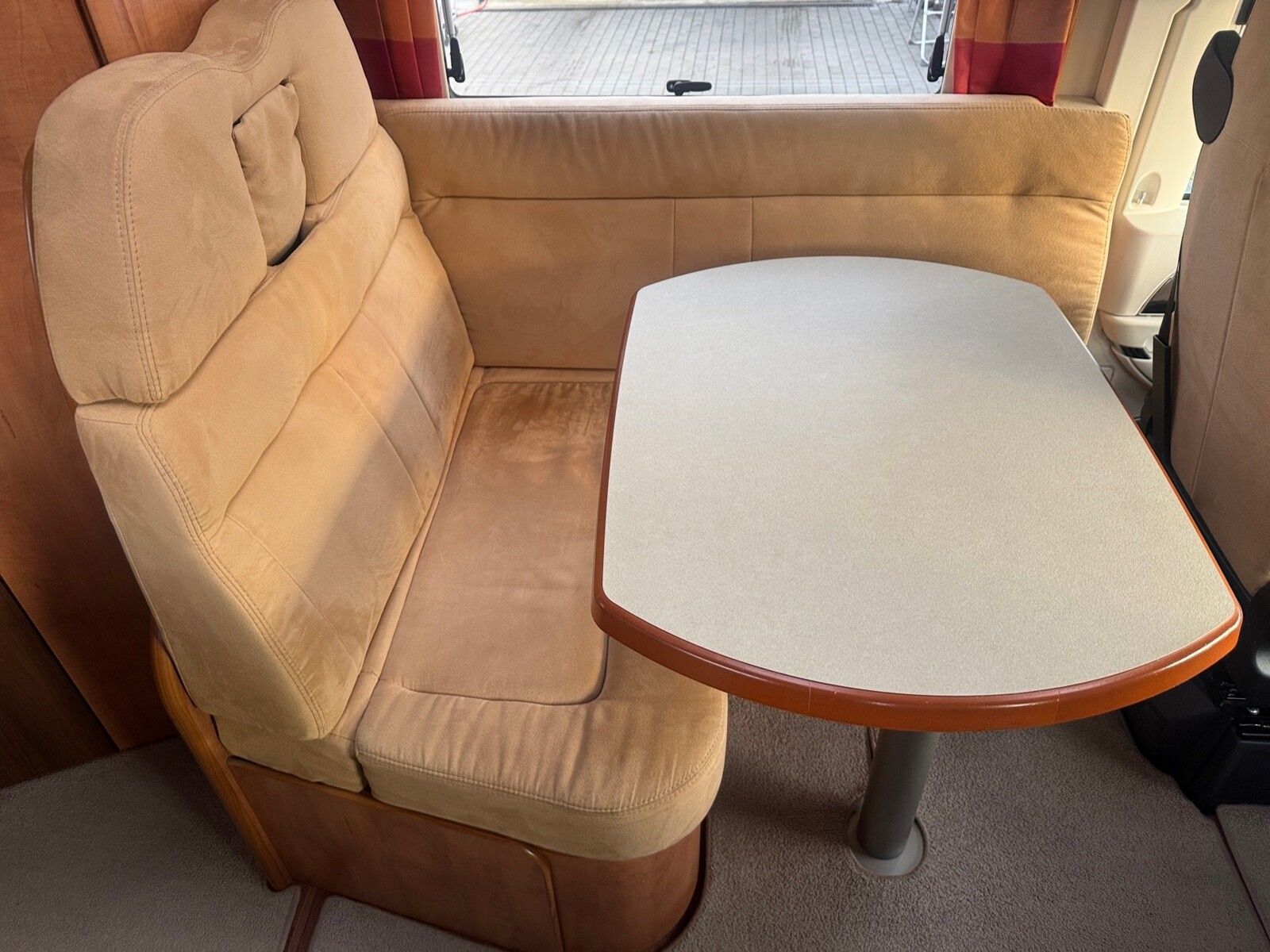 Fahrzeugabbildung Carthago c-tourer I I 138 SAT,Solar,Wechselrichter