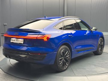 Audi Q8 e-tron - 5