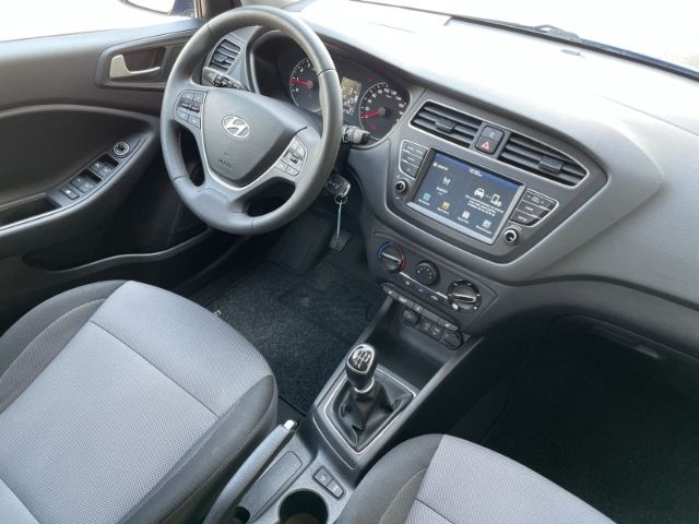 Fahrzeugabbildung Hyundai i20 1.0 Advantage Sitzheizung, Lenkradheizung