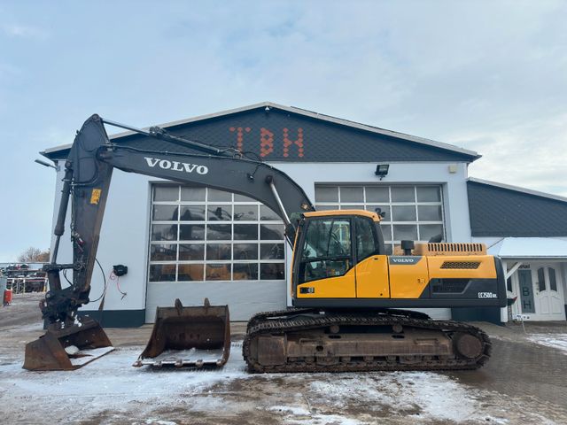 Volvo EC 250DNL | Netto: 46.900€