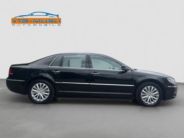 Volkswagen Phaeton - 4