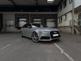 Audi RS6 4.0 TFSI  Quattro Avant - Nardo grau  - Audi RS6 mit Benzin-Antrieb: Navigationssystem, Kombi