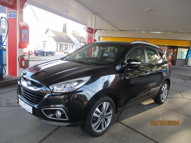 Hyundai ix35 Style AWD  1.Hand  Tüv -neu