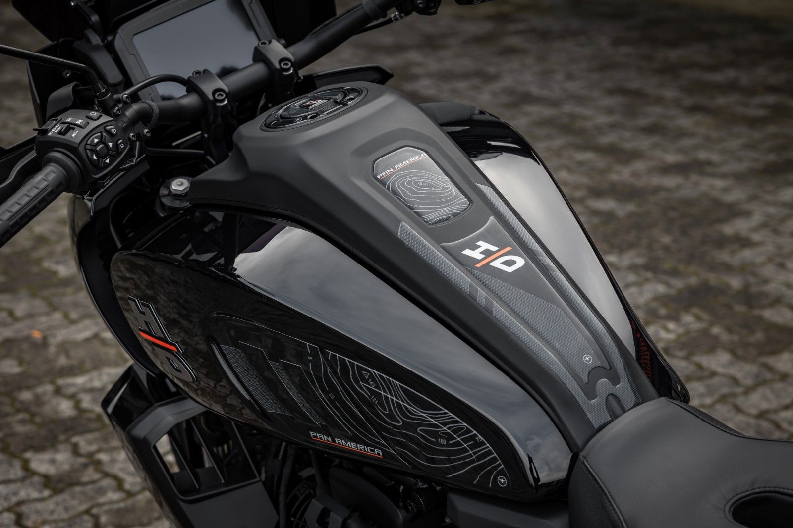 Fahrzeugabbildung Harley-Davidson PAN AMERICA RA1250 - TOURING AUSSTATTUNG