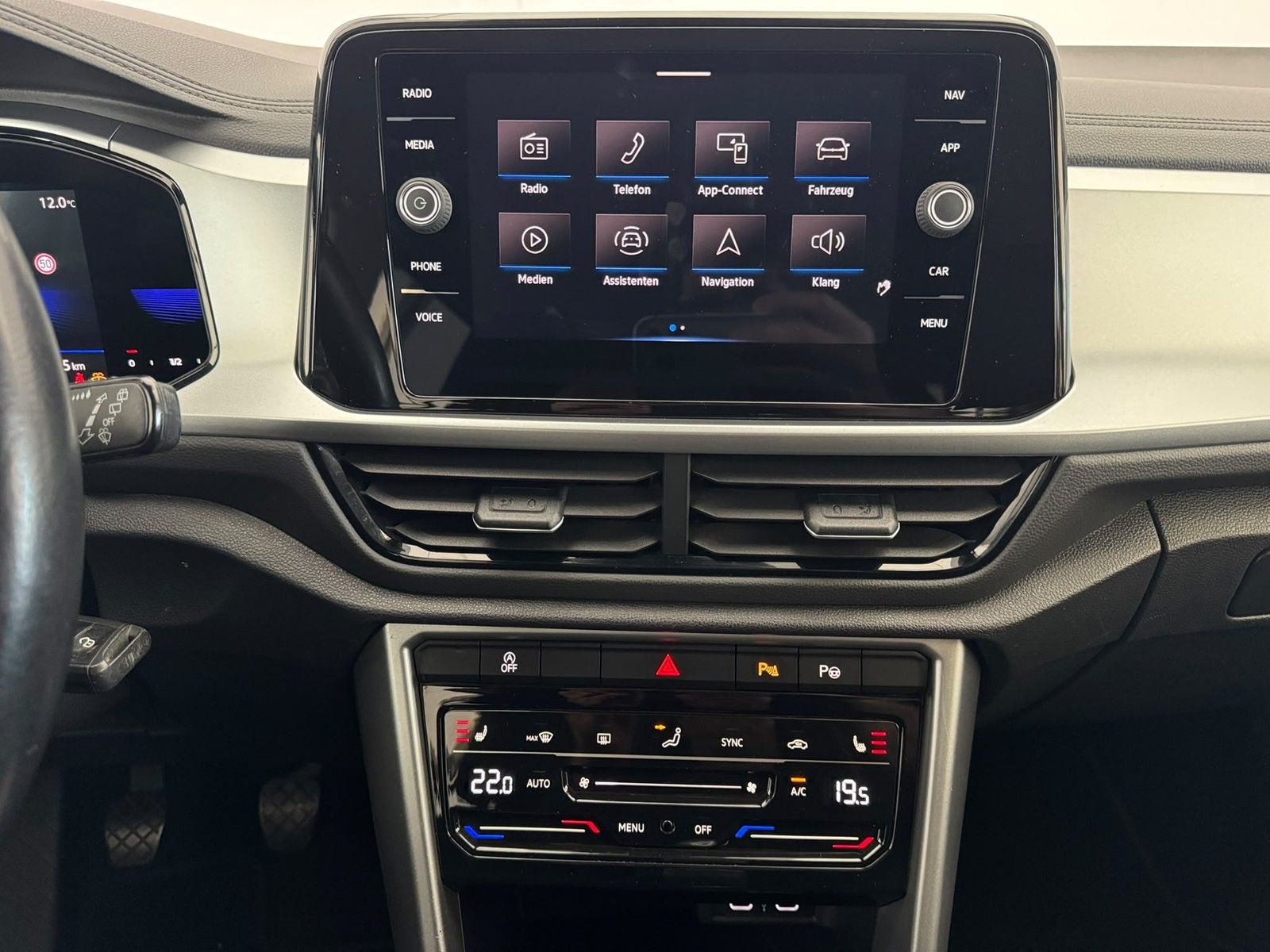Volkswagen T-Roc Life 2.0TDI KAMERA ACC SIDE APP MFL-BEHEIZ foto 5