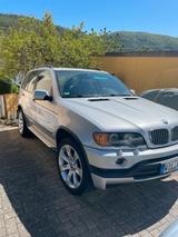BMW E53 4.4i - BMW X5: E53