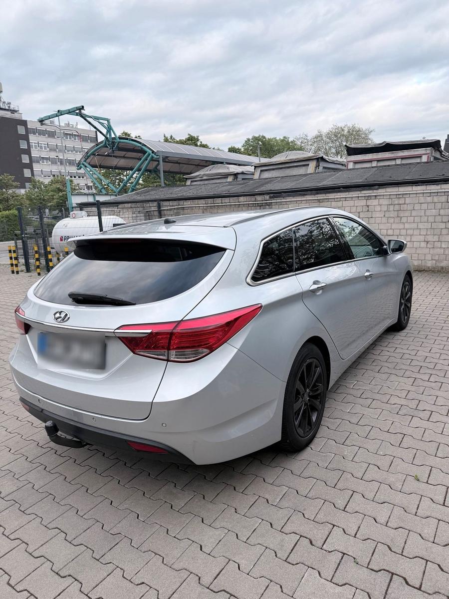 Hyundai i40 2012 — photo 6