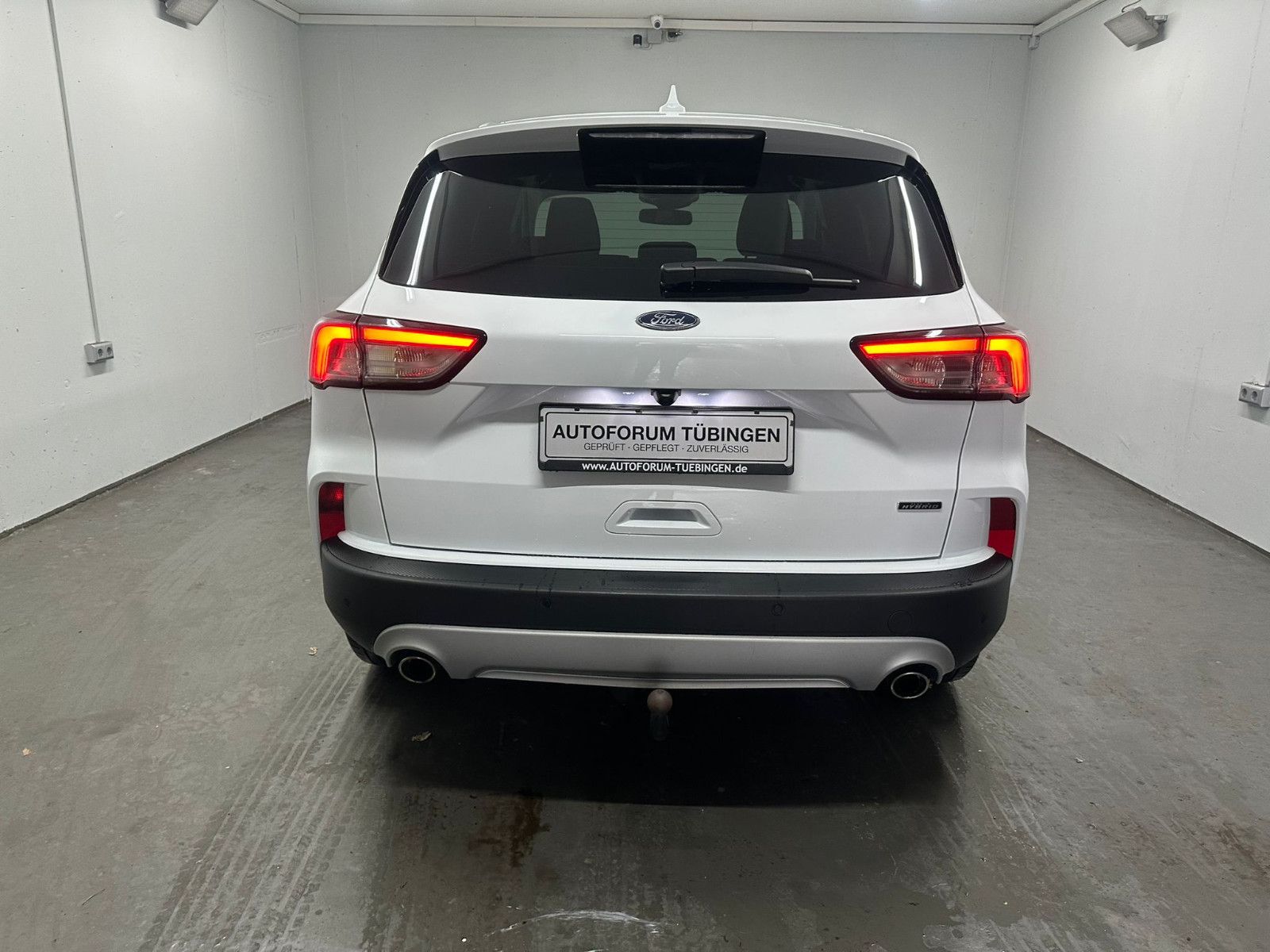 Fahrzeugabbildung Ford Kuga 2,5 Hybrid Titanium *NAVI*KLIMA*SH*360