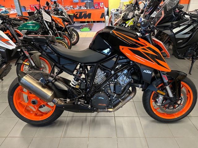 KTM 1290 Super Duke R ab 3,99%