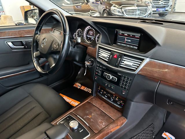 MYAUTOCENTER – Gebraucht- und Jahreswagen mit Werkstattservice in Pfaffenhofen Mercedes-Benz E 220 CDI Limousine BlueEfficiency *2. Hand*SHZ*
