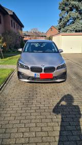BMW 225 - silberne BMW 225