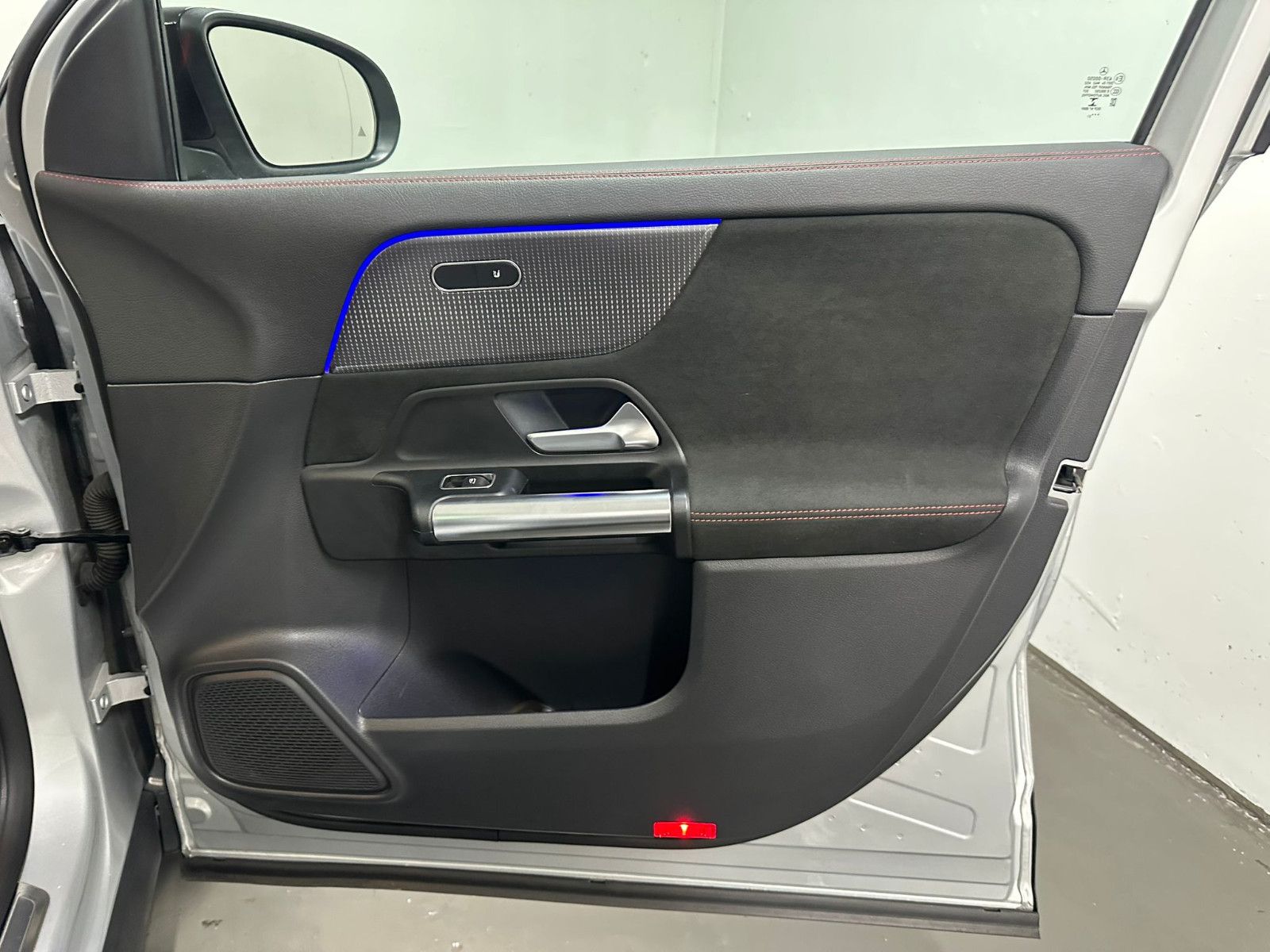 Fahrzeugabbildung Mercedes-Benz EQA 250 AMG-LINE*NIGHT*AHK*LED*IHC*NAVI*PANORAMA
