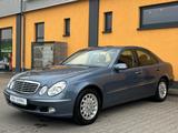 Mercedes-Benz E 200 Kompressor Elegance *2.Hand+PDC+ACC+SHZ* - gebrauchte Mercedes-Benz E 200 aus dem Jahr 2003