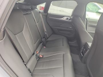 BMW i4 xDrive40 Gran Coupé M Sportpaket HK HiFi DAB