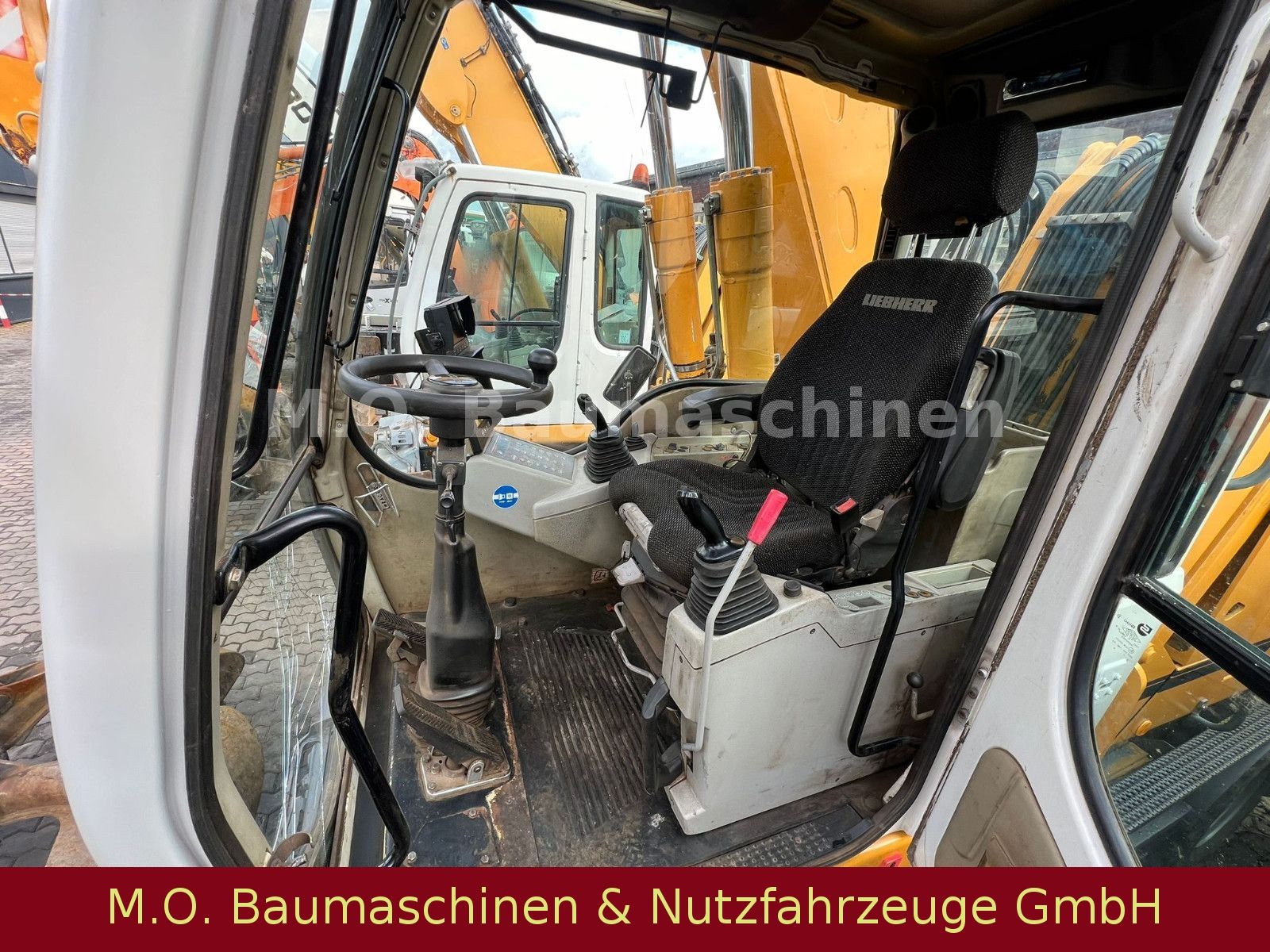 Fahrzeugabbildung Liebherr A 924 C Litronic / Hochf. Kabine / AC /