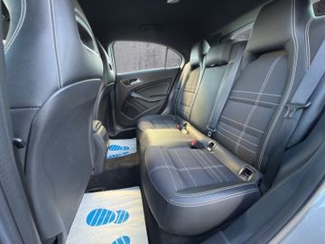 Mercedes-Benz A 220 d Urban*SPORT*NAVI*APPLE*KAMERA*1.HAND