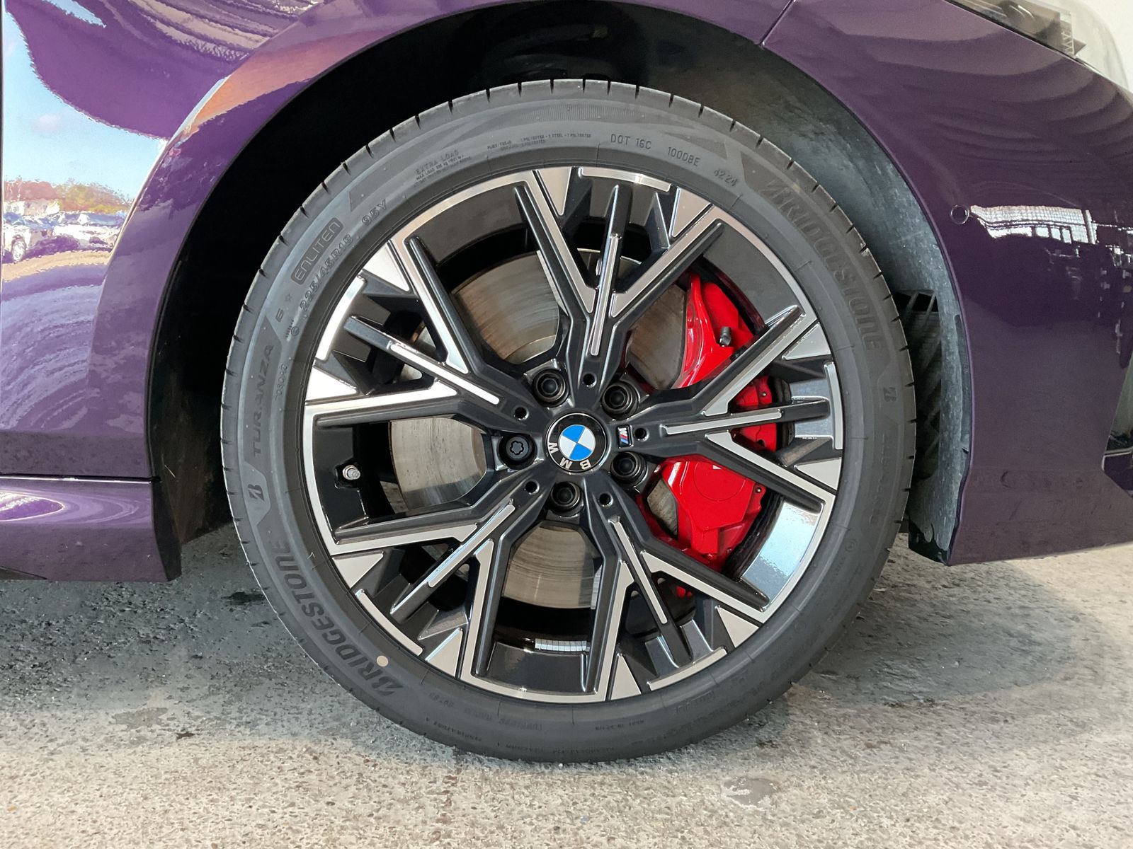 Fahrzeugabbildung BMW M135 xDrive M Sportpaket Pro, M Sportsitze, Head