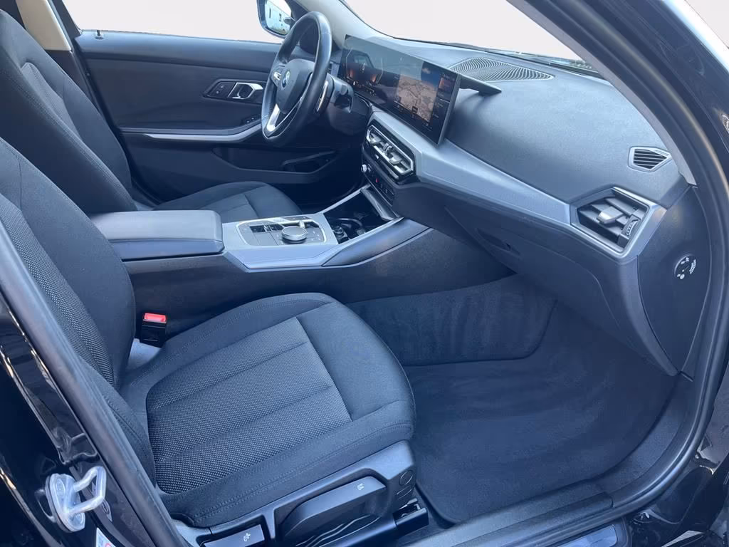 BMW 3 Series d Touring Aut. SHZ+LED+Navi+DAB+PDC+, миниатюра 10