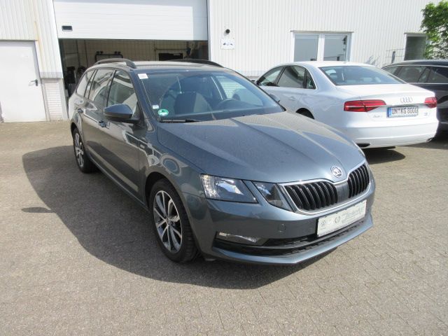 Skoda Octavia Combi SOLEIL 1.5 TSI DSG NAVI ALU ASSIST