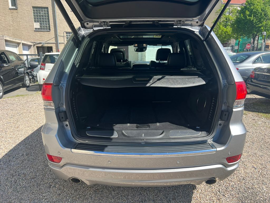 Jeep Grand Cherokee 3.0l V6  Overland Autom.*Panorama