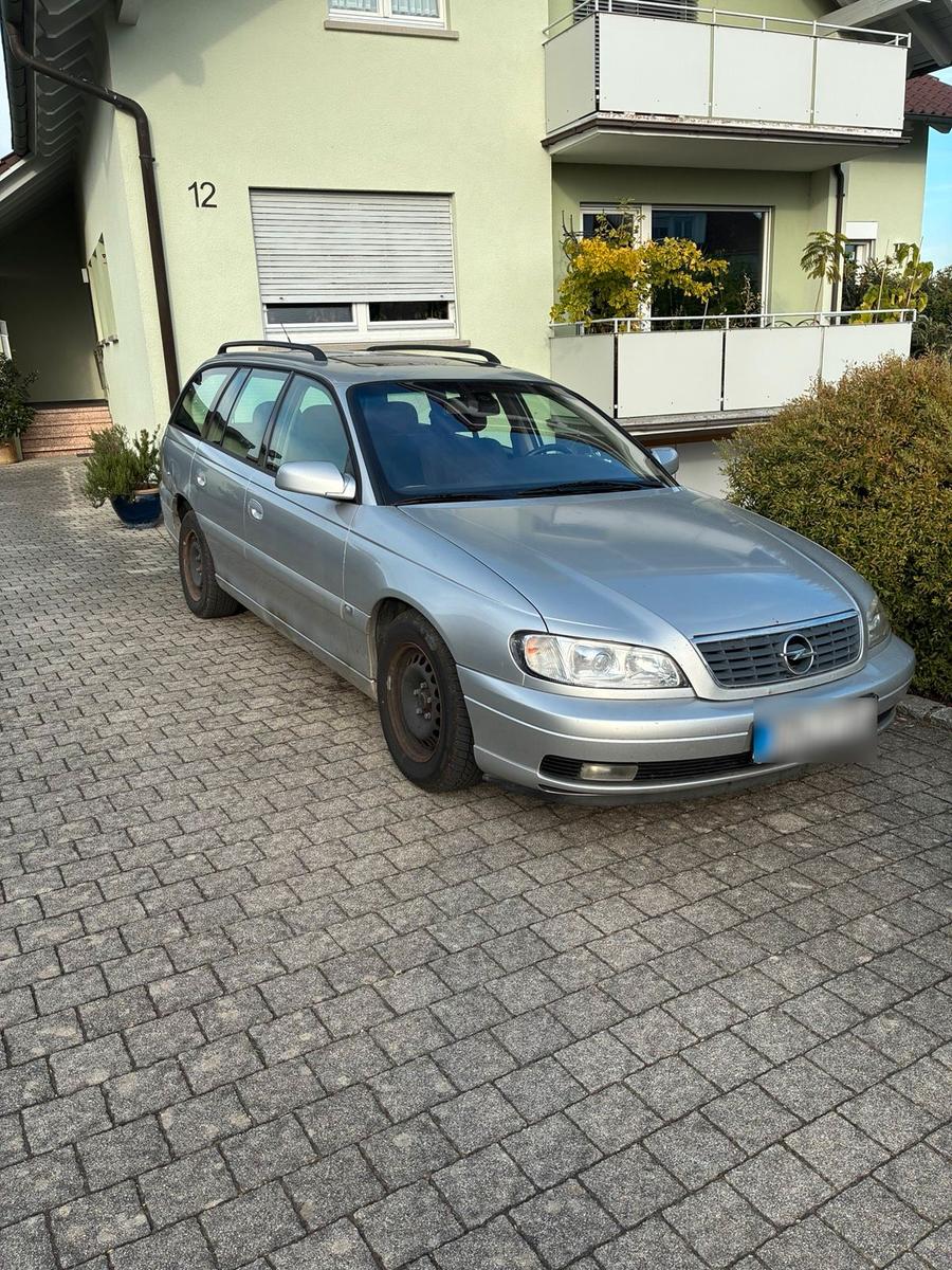 Opel Omega
