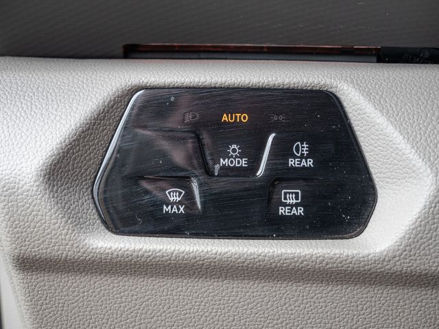 T7 Multivan 2.0 TDI Life KAMERA NAVI AHK 7-SITZE