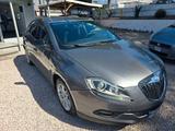 Lancia Delta 1.6 MJT DPF Selectronic Oro - Lancia Delta mit Halbautomatikschaltung