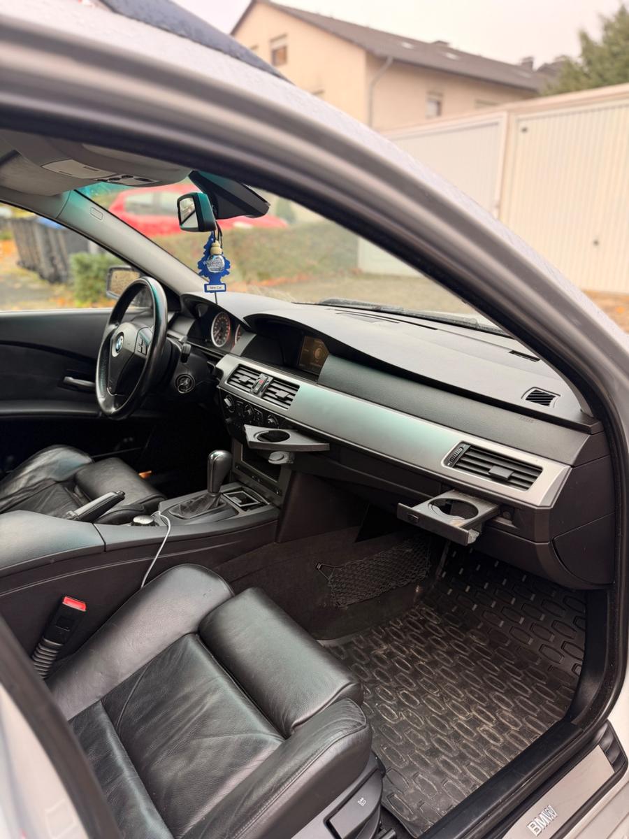 BMW 530 2004 — photo 12