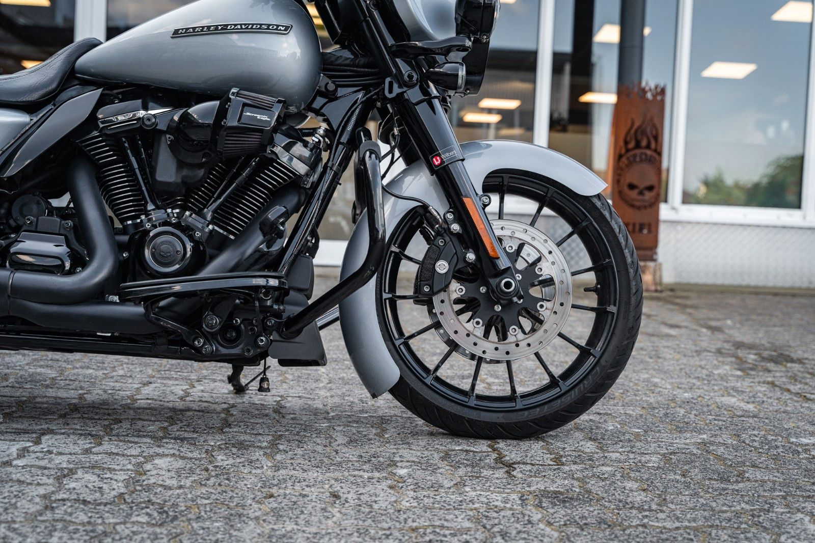 Fahrzeugabbildung Harley-Davidson FLHXS Street Glide 114 cui - Jekill & Hyde -