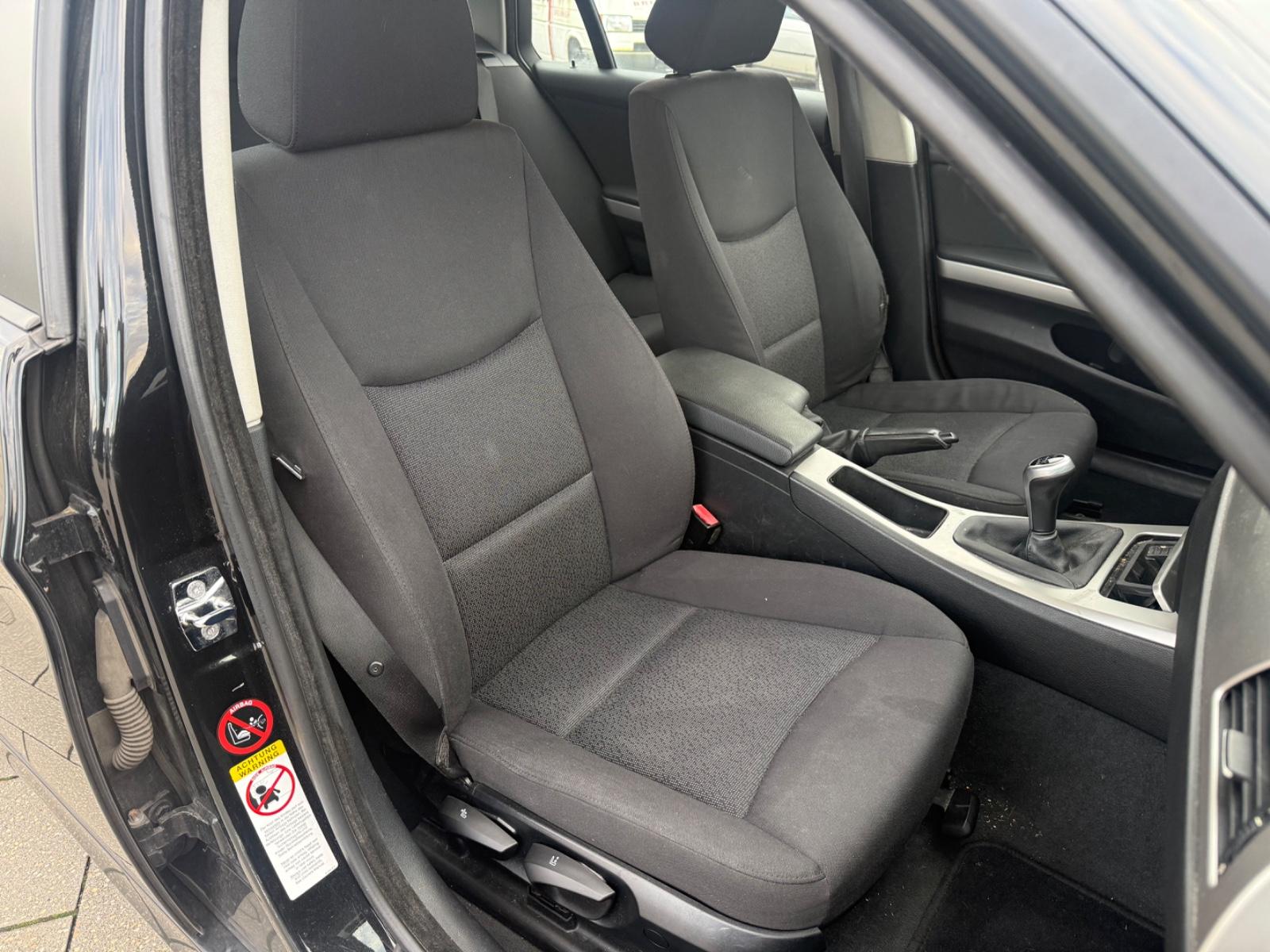 BMW 318 2008 — photo 13