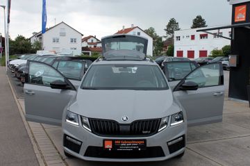 Fahrzeugabbildung SKODA Octavia Combi RS 245 Navi LED Pano PLA ACC