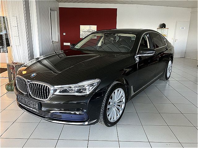 BMW 730xd/DisplayKey/Komfortsitz/HuD/HiFi/Kamera/HU