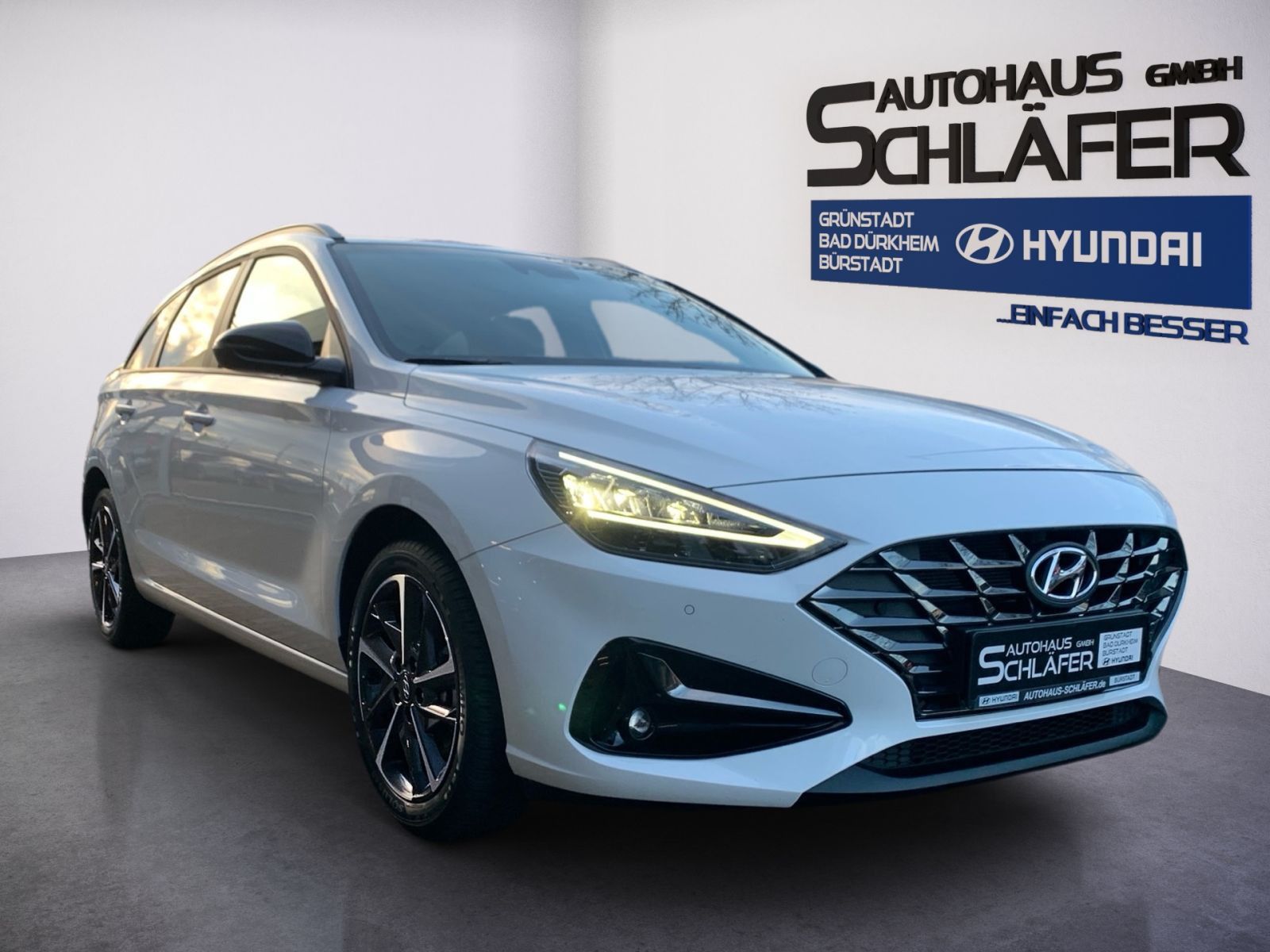 Fahrzeugabbildung Hyundai i30 Kombi 1.0 T-GDI Connect & Go Navi LED